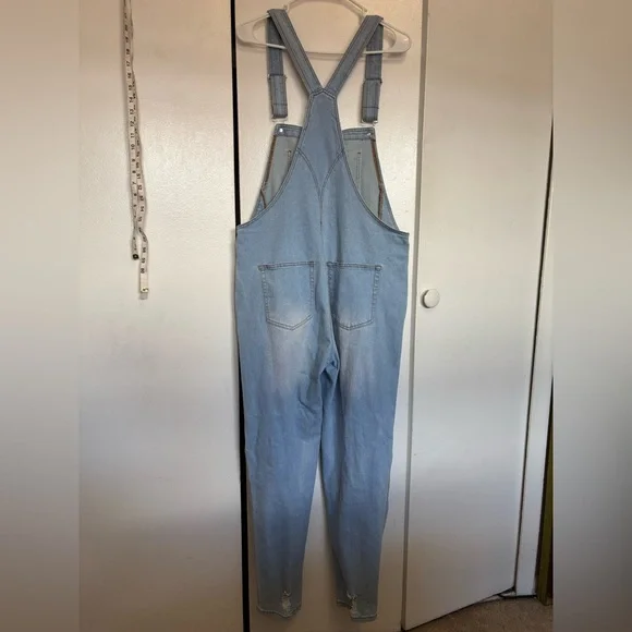 Denim distressed overalls - Picture 6 of 7